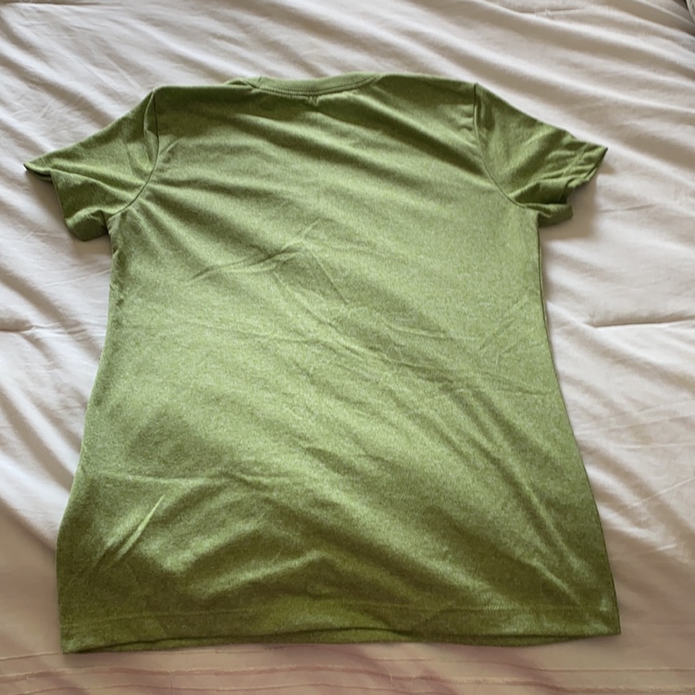 Nike workout tee - Picture 2 of 3